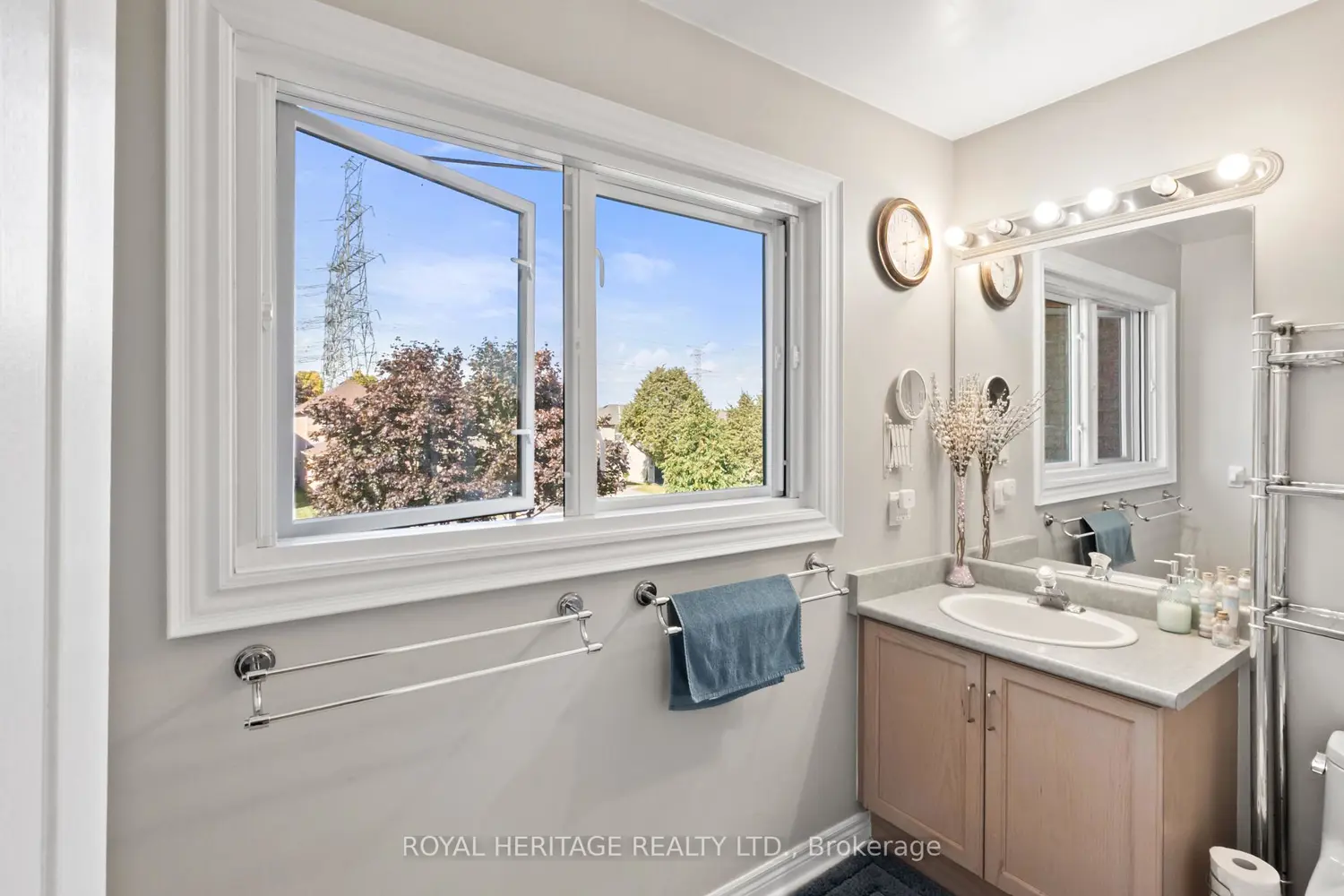 Additional image 17 of 1101 Gossamer Drive