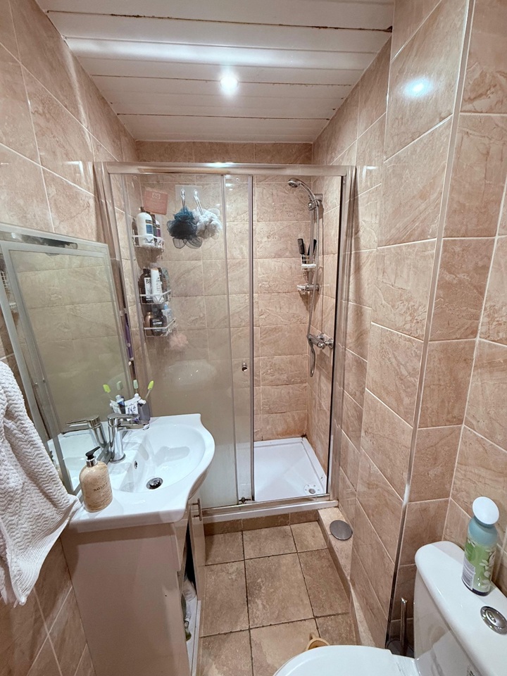 Additional image 10 of 4 Bed Semi-Detached House, Scott Hall Road, LS7, N1 7GU