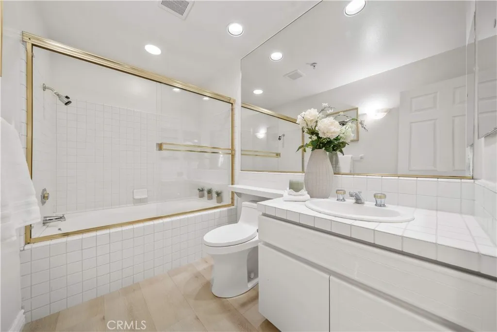 Additional image 75 of 2233 Martin Unit 204, Irvine, CA 92612