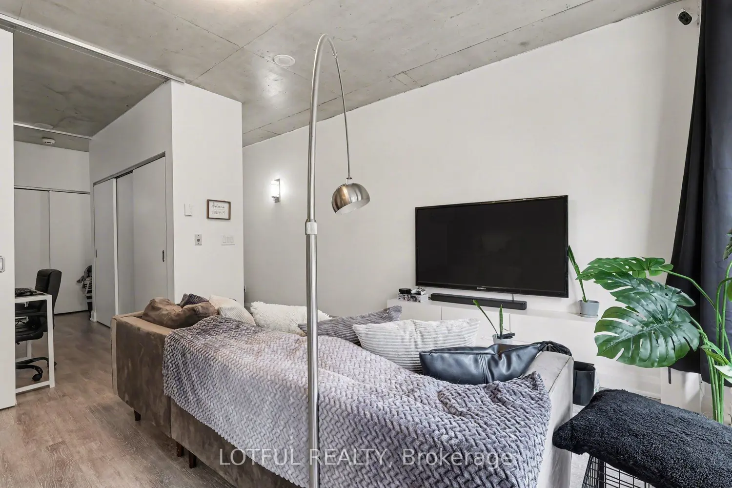 Additional image 8 of 383 Cumberland Street 201