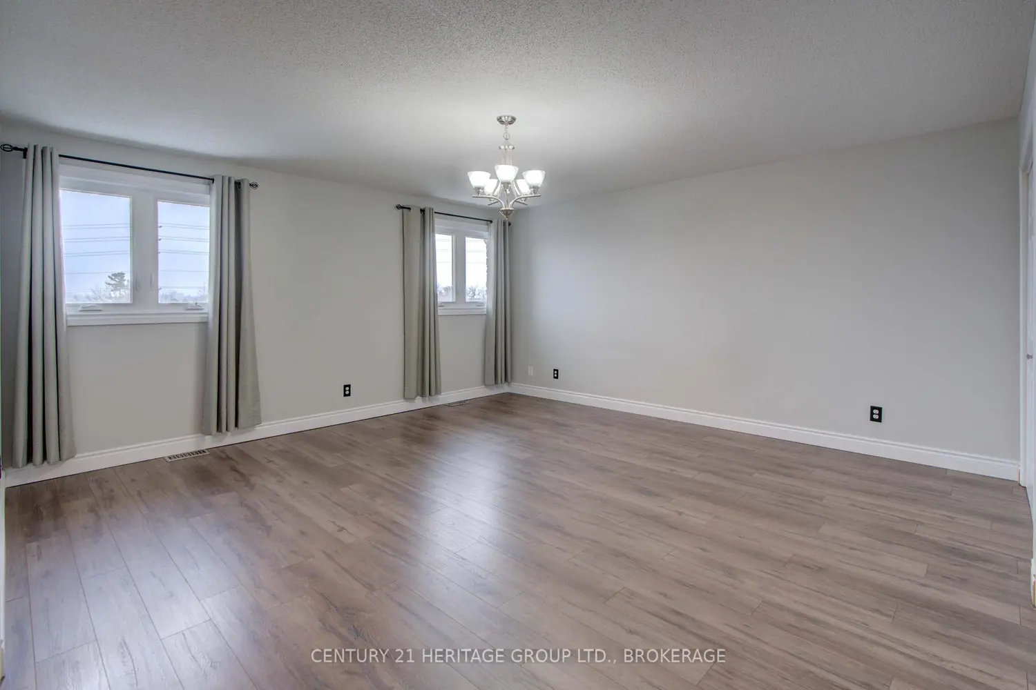 Additional image 14 of 456 Weston Crescent