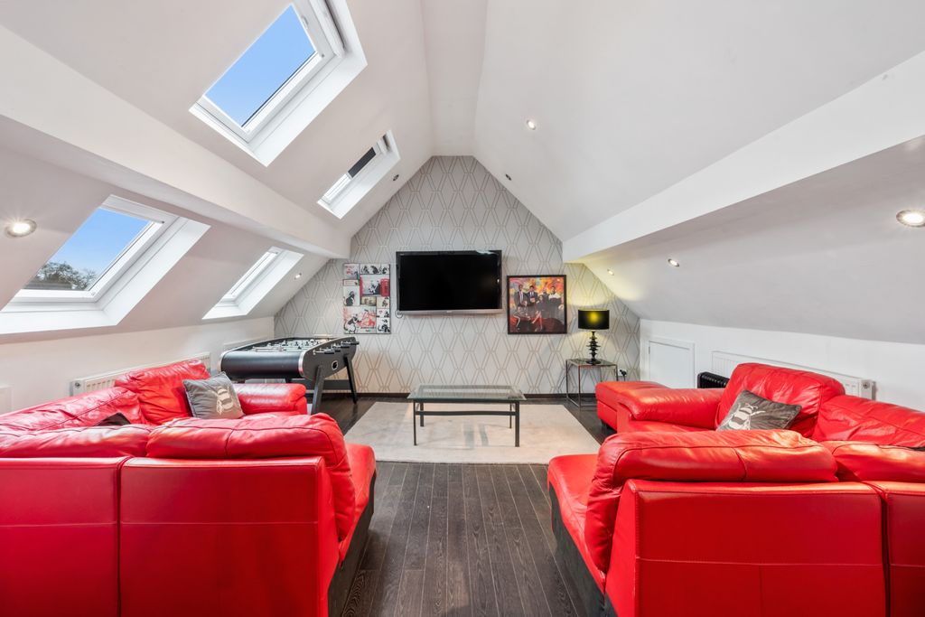 Additional image 27 of 5 bed detached house for salePrestbury Road, Wilmslow, Cheshire SK9