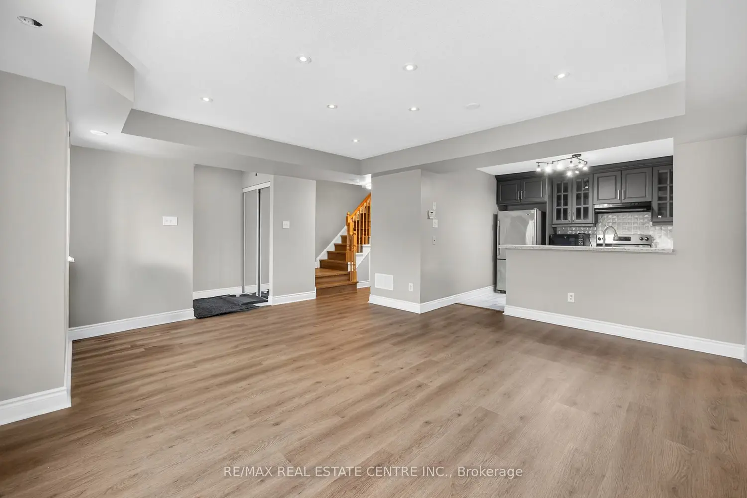 Additional image 7 of 5035 Oscar Peterson Boulevard 105