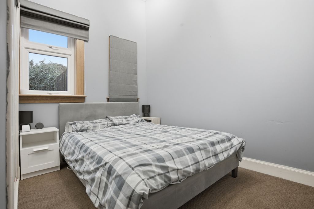 Additional image 9 of 2 bed flat for saleQueen Street, Alva FK12