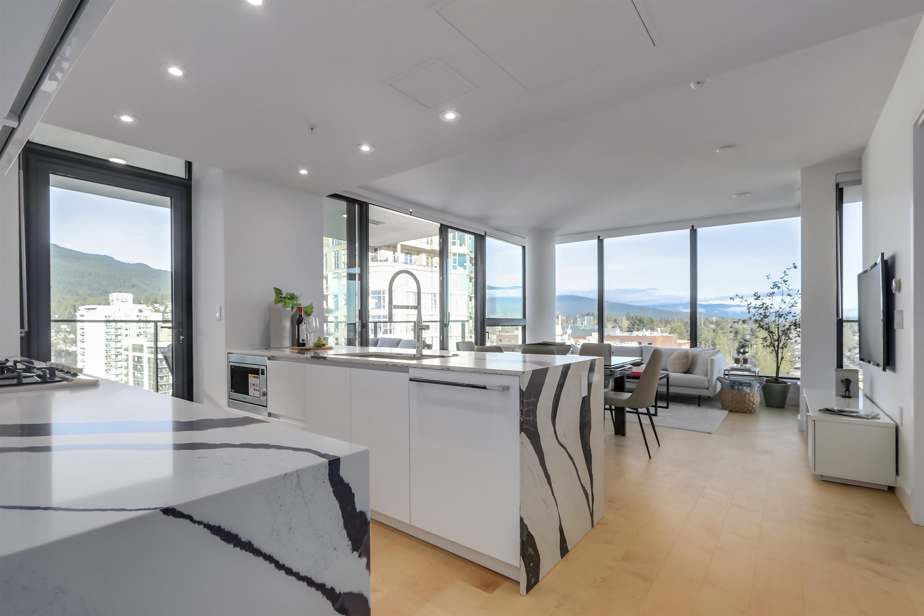 1309-135 13th Street E, North Vancouver, BC, V7L 0J8