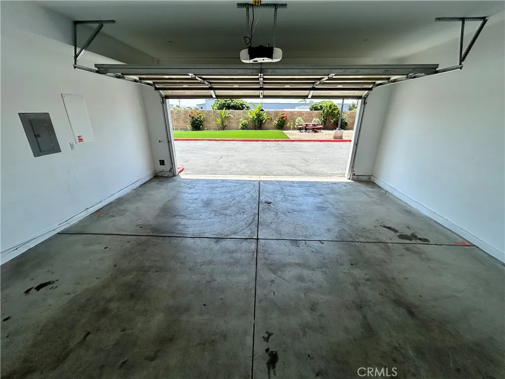 Additional image 75 of 13665 Arrow Rte Unit 9, Fontana, CA 92335