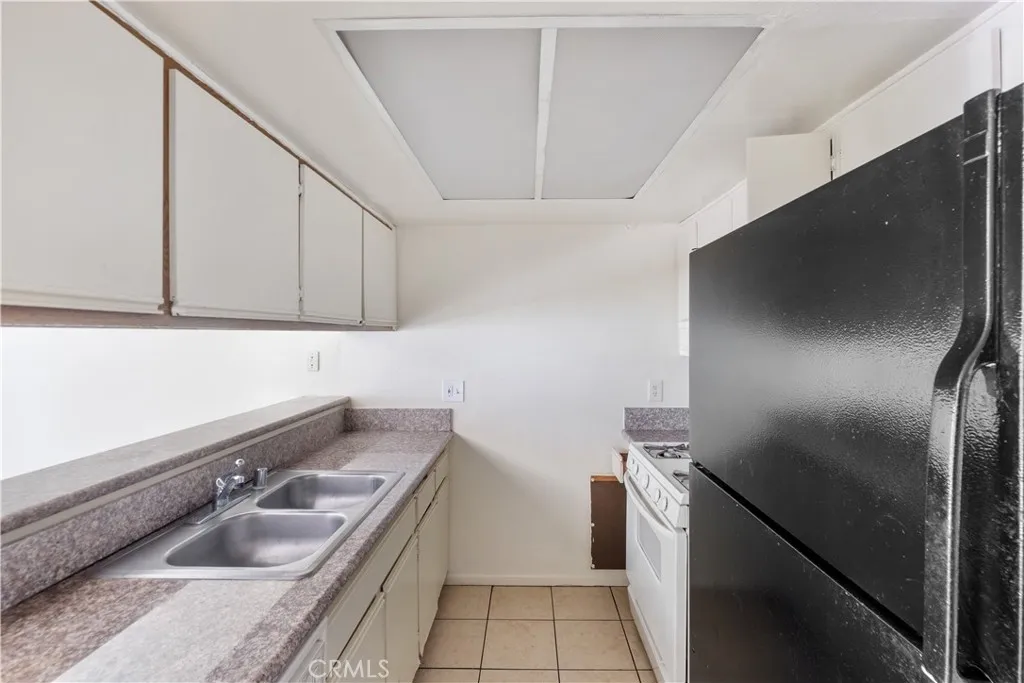 Additional image 31 of 2726 S Menlo Ave., Los Angeles, CA 90007