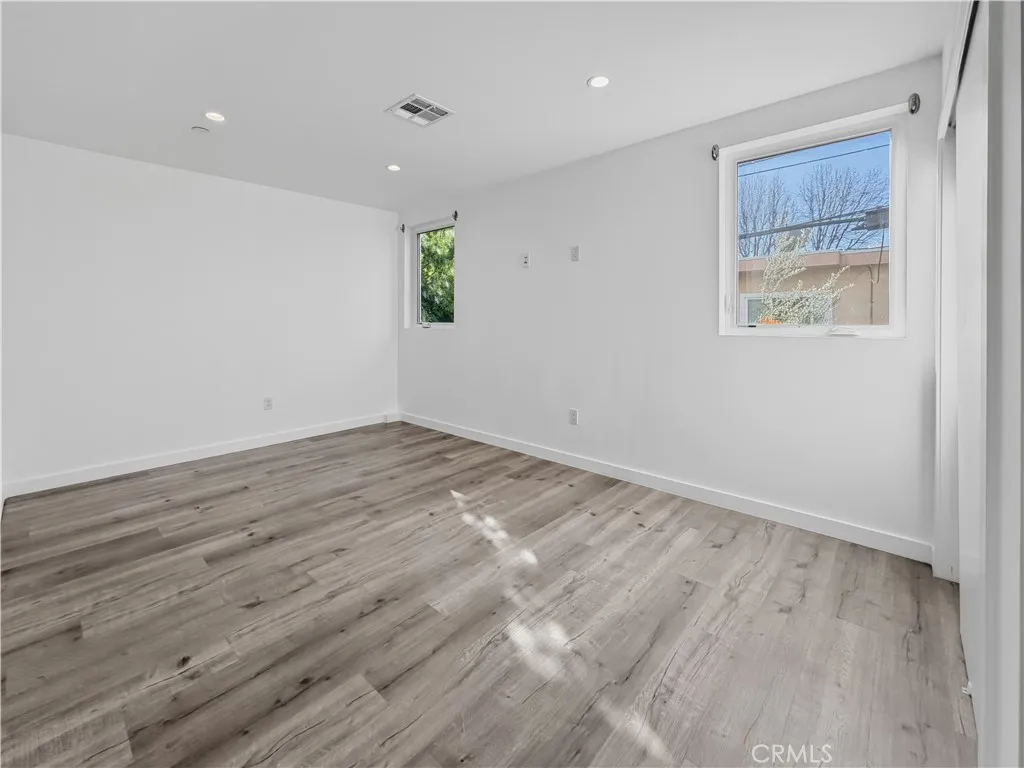 Additional image 9 of 10918 Hesby Street, North Hollywood, CA 91601