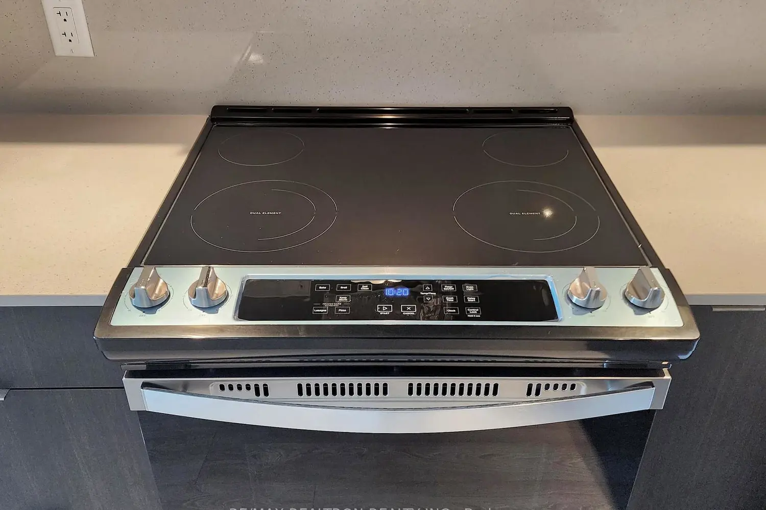 Additional image 10 of 10 Eva Road 1705