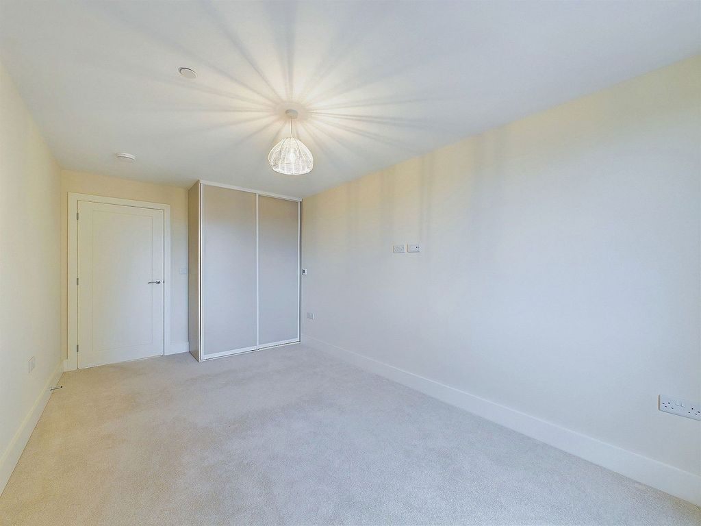 Additional image 15 of 3 bed flat for saleCalista, 26 West Parade, Worthing BN11