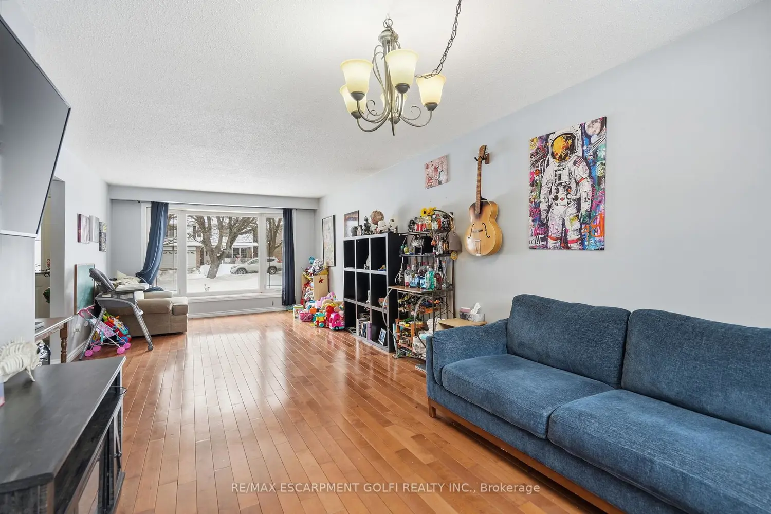 Additional image 5 of 17 Strawberry Lane