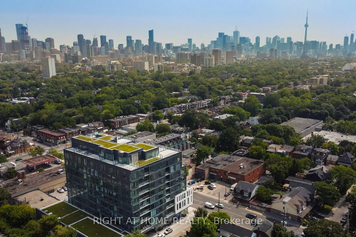 Additional image 2 of 500 Dupont Street 504