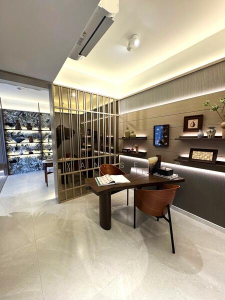 Additional image 4 of 38 Pine Grove