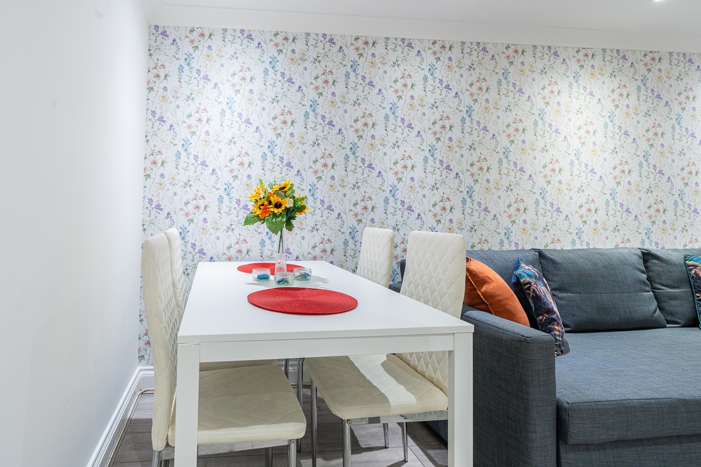 Additional image 4 of 3 Bed Flat, North End Road, W14, N1 7GU