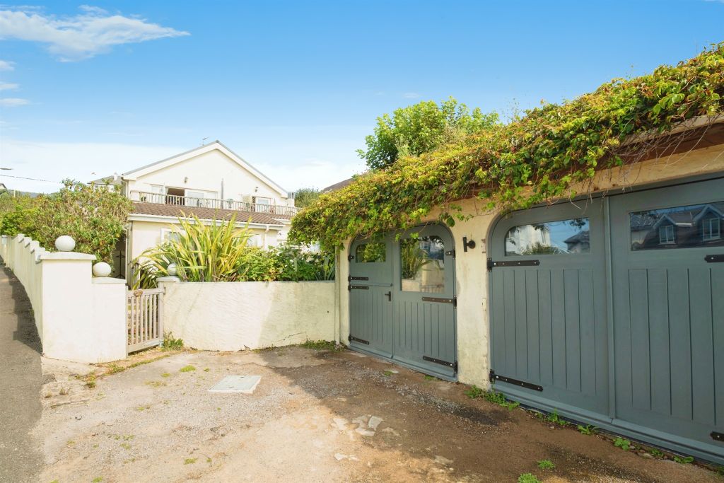 Additional image 21 of 2 bed flat for saleSeaview Drive, Ogmore-By-Sea CF32