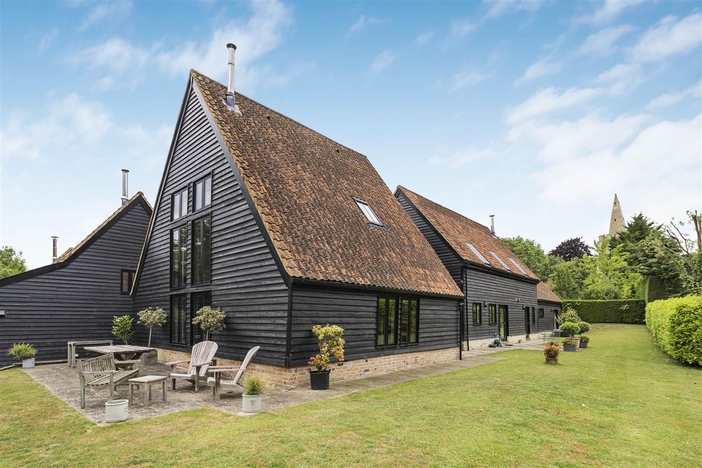 6 bed barn conversion for saleHigh Street, Coton CB23