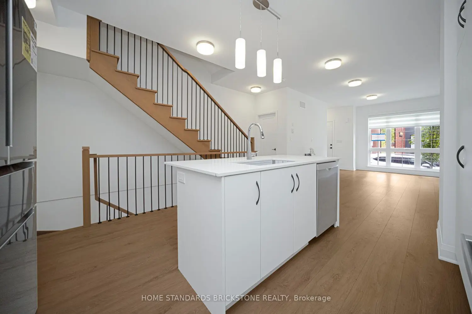 22 Chesley Street photo 3