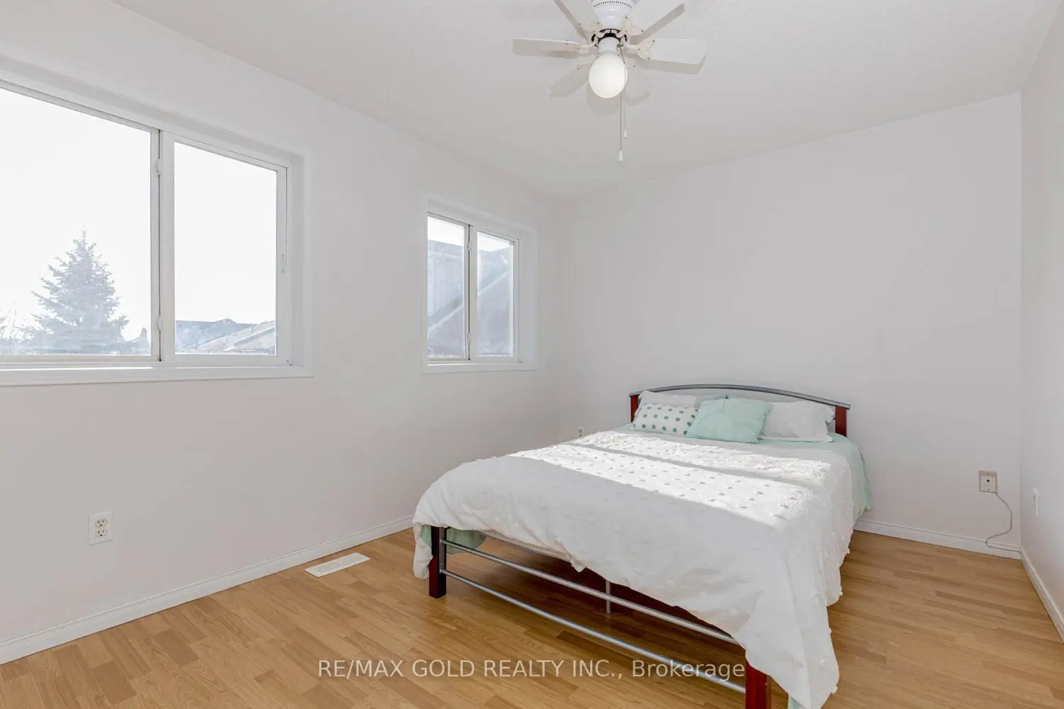 Additional image 11 of 83 Spadina Road