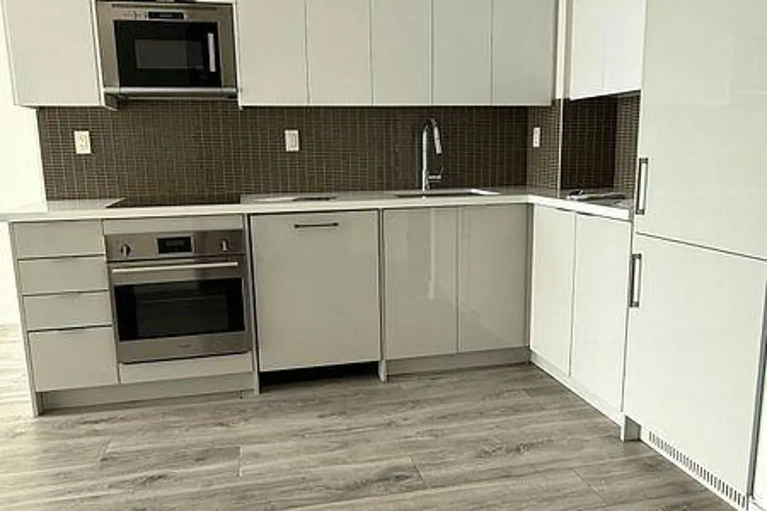 Additional image 9 of 2908 Highway 7 1101