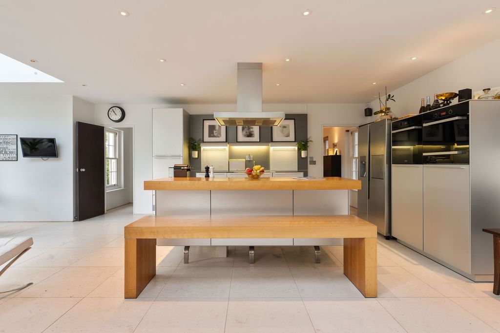 Additional image 5 of 6 bed detached house for saleWatersmeet Road, Salisbury SP2