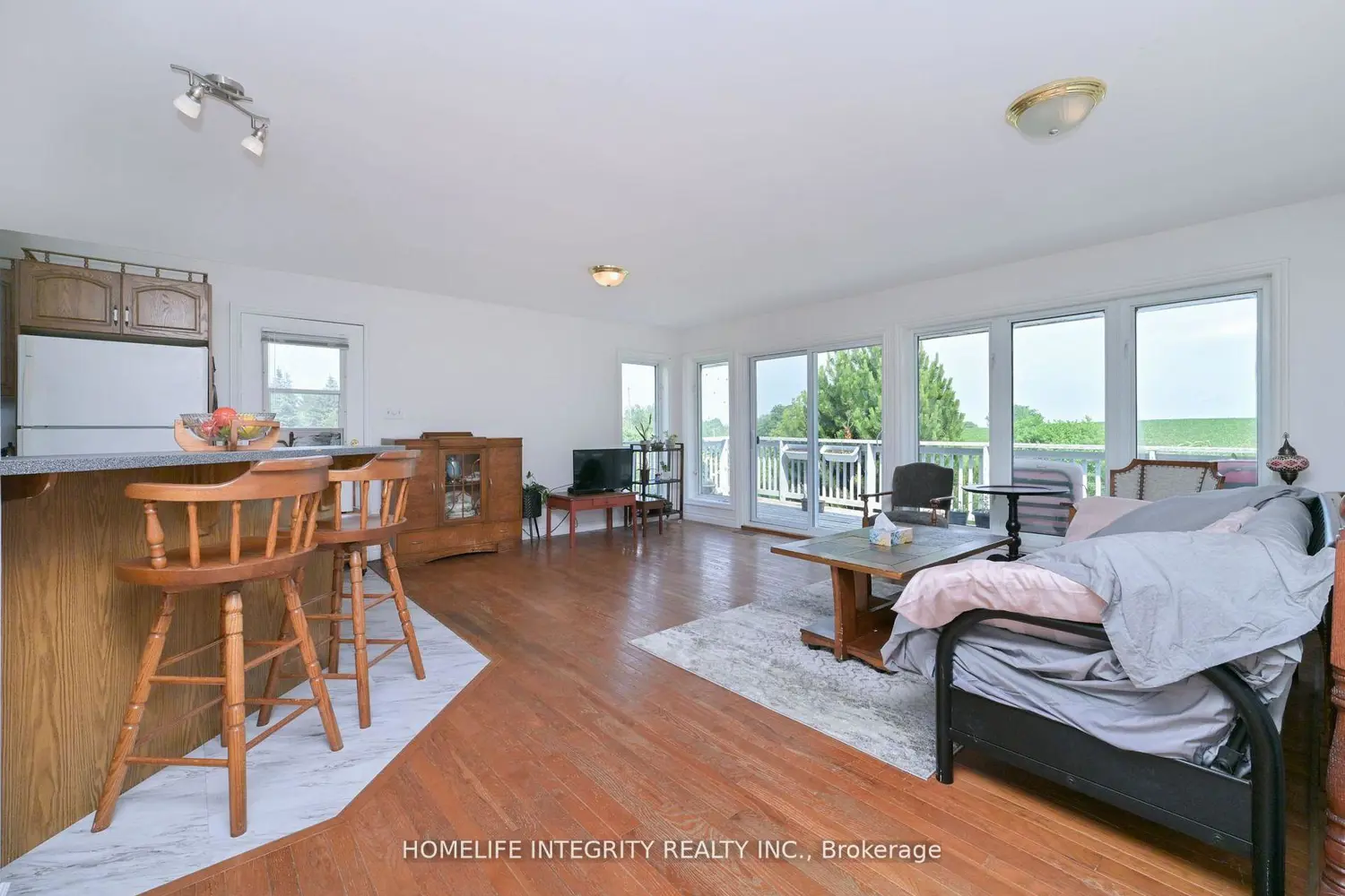 Additional image 5 of 7145 Fourth Line