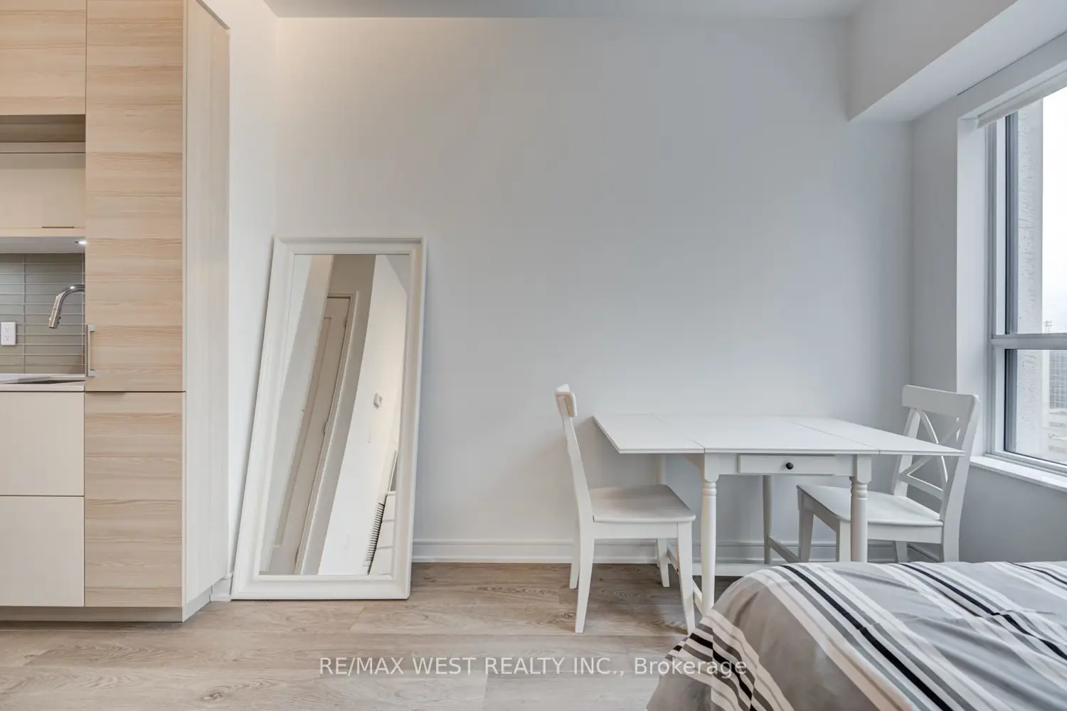 Additional image 11 of 88 Scott Street 1502, Toronto