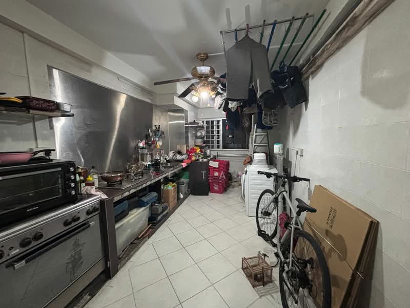 Additional image 4 of 207 Tampines Street 21