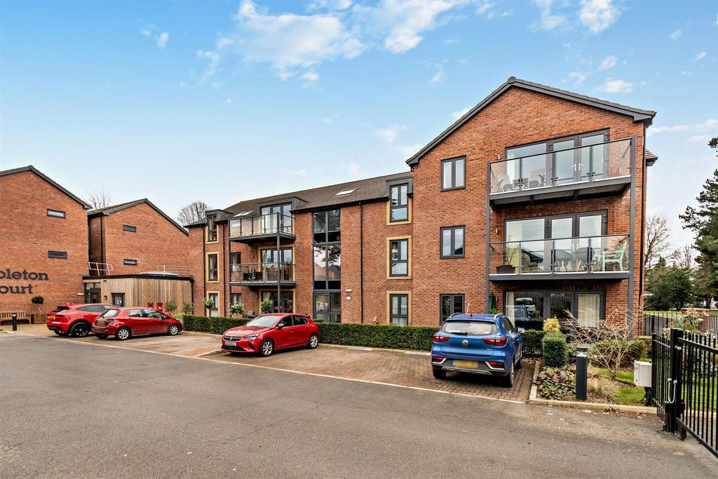 Additional image 13 of 2 bed flat for saleStapleton Court, Waller Grove, Swanland HU14