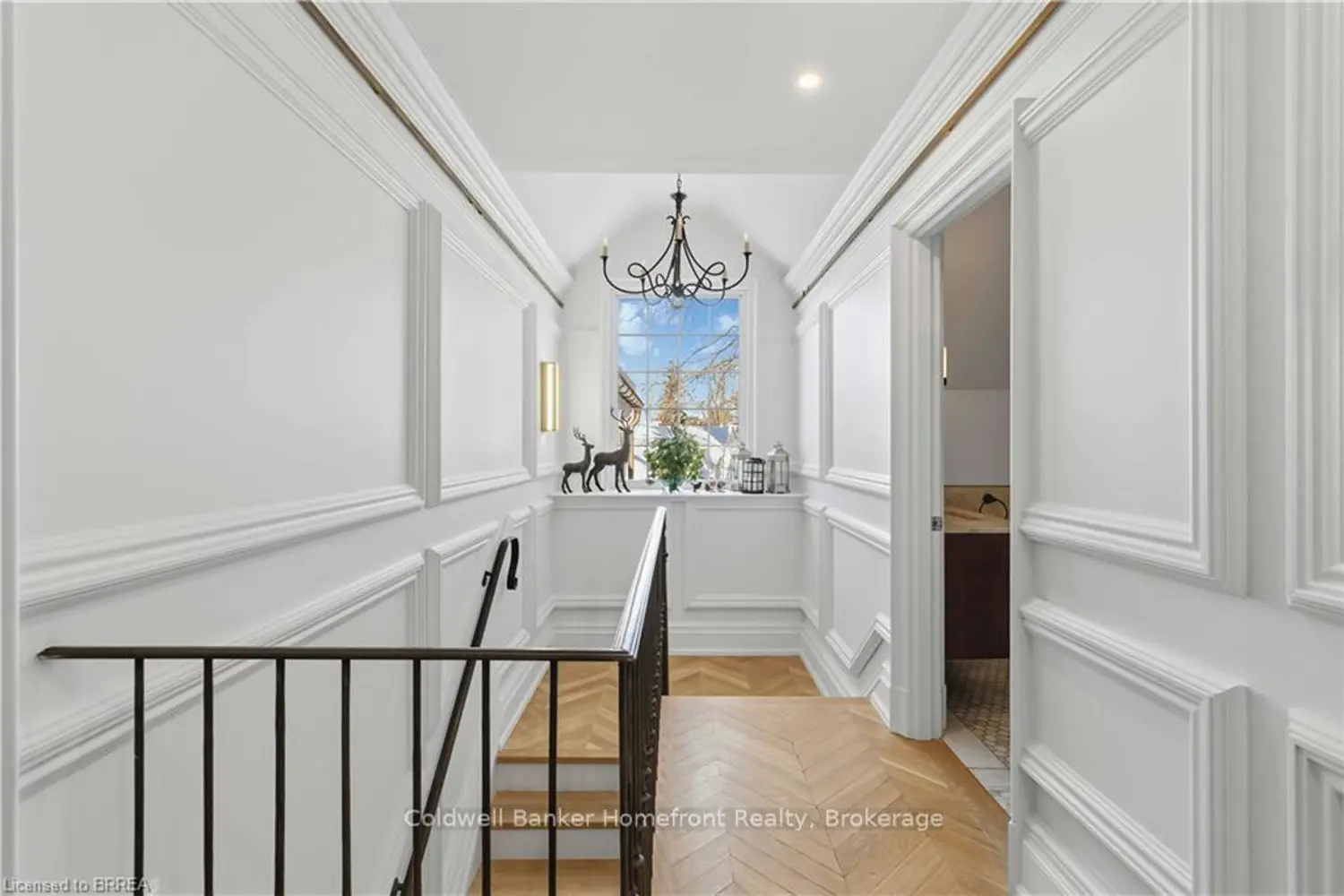 Additional image 8 of 8 Tutela Heights Road