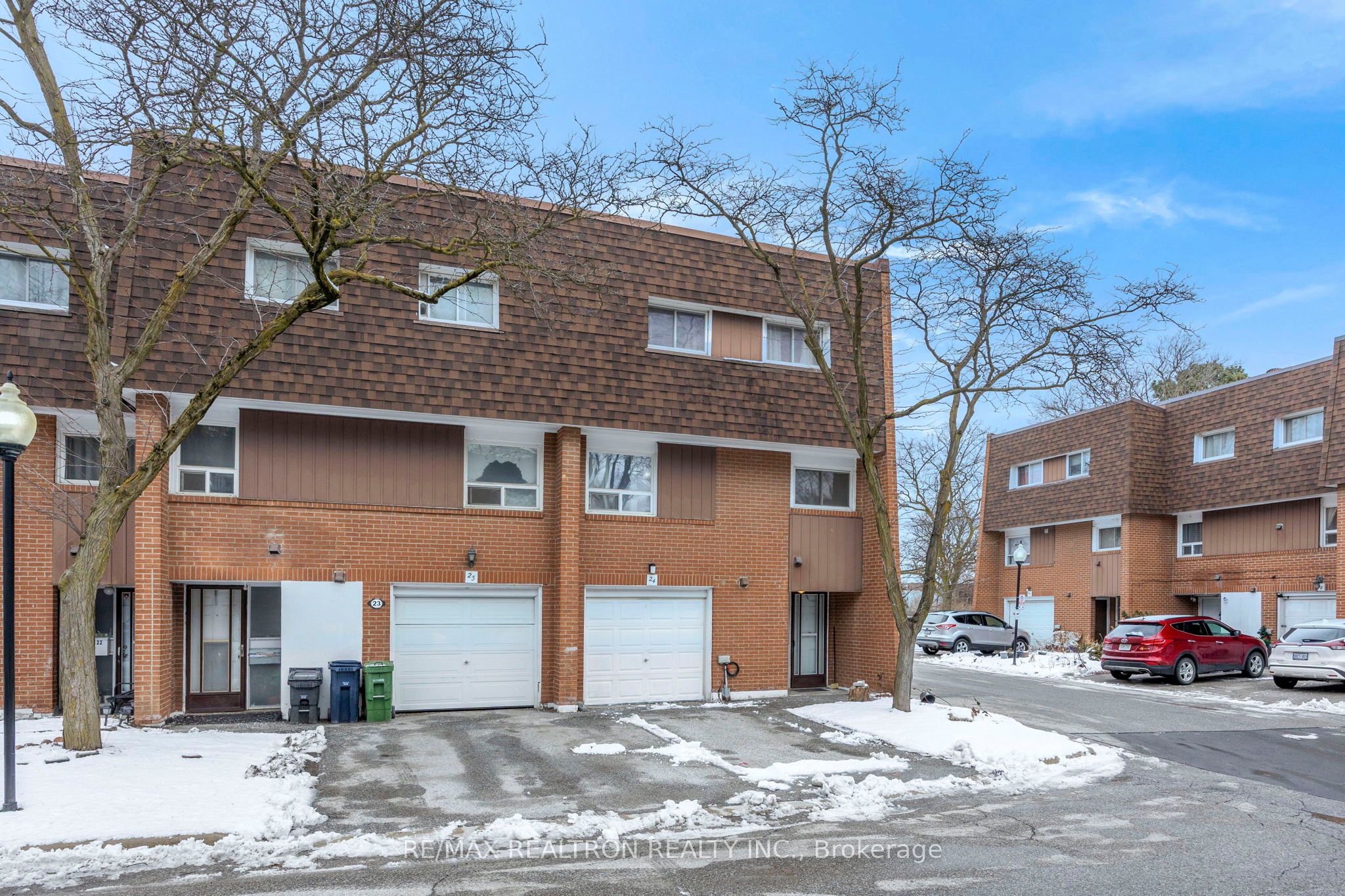 Additional image 2 of 24-1673 Albion Road, Toronto, ON, M9V 1B7