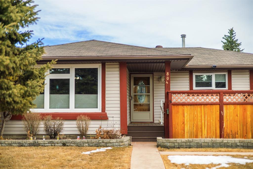 Additional image 5 of 804 Queensland Drive SE, Calgary, AB, T2J 4T1