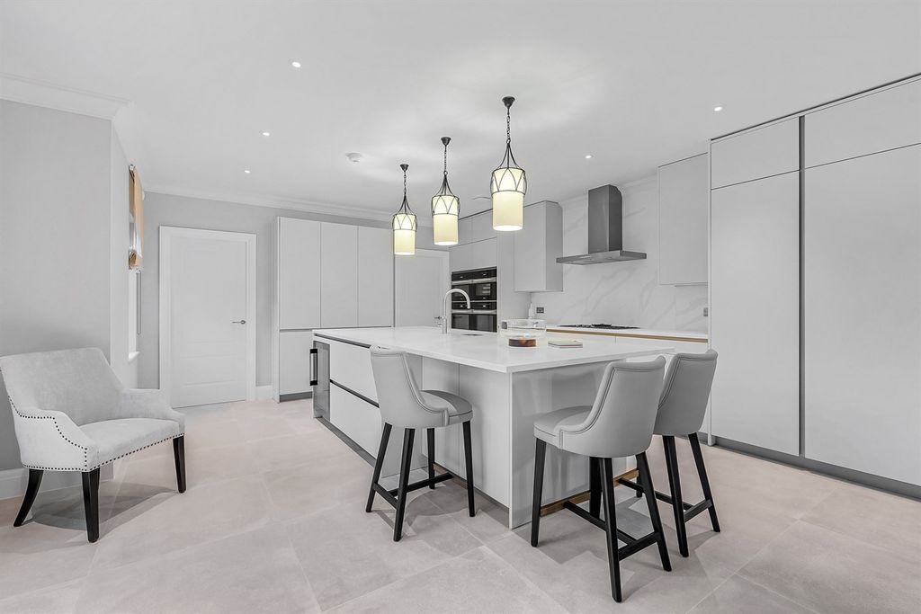 Additional image 8 of 5 bed detached house for saleBankhall Lane, Hale, Altrincham WA15