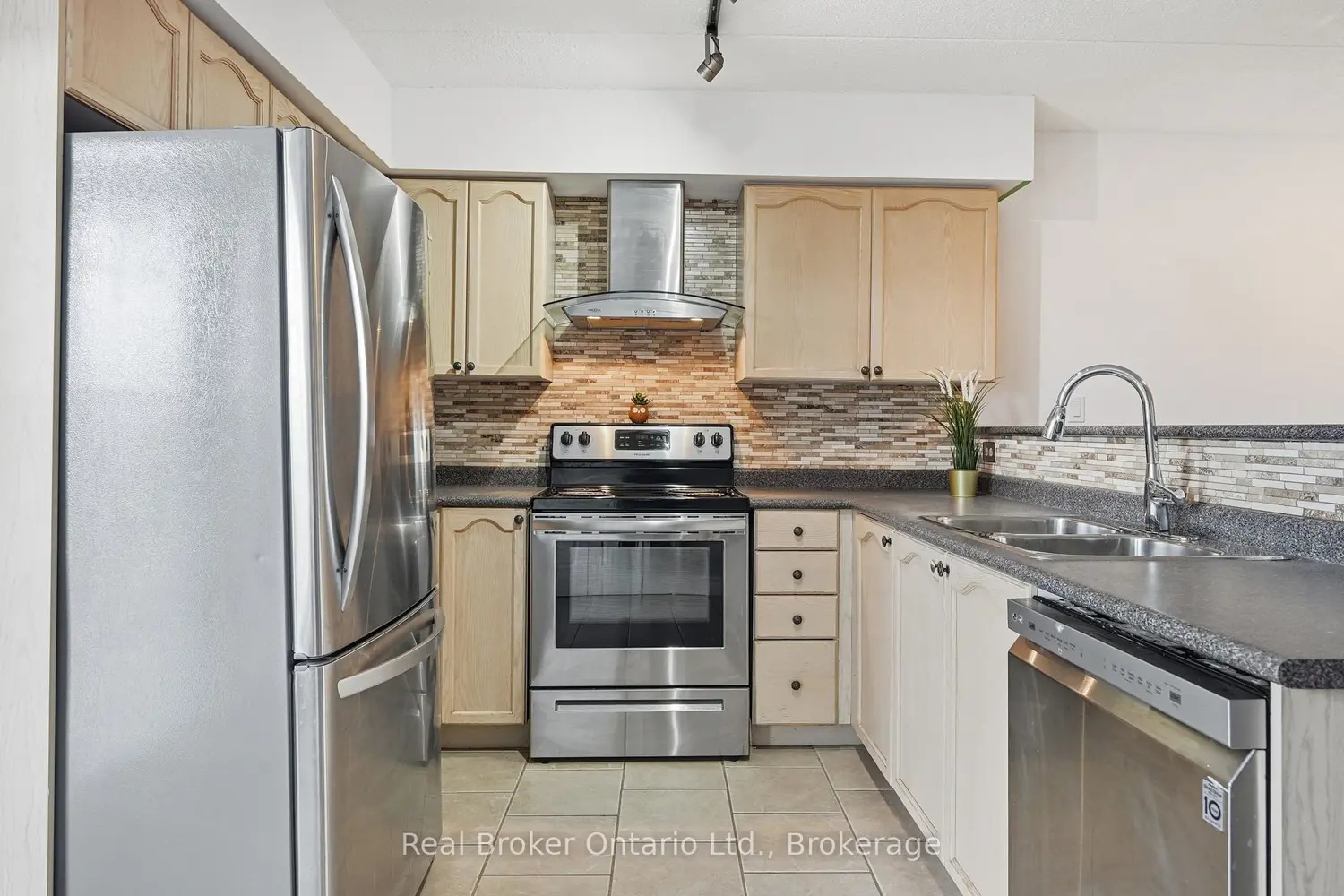 Additional image 15 of 1480 Bishops Gate 315