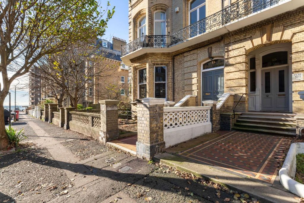 Additional image 18 of 4 bed flat for saleFirst Avenue, Hove BN3