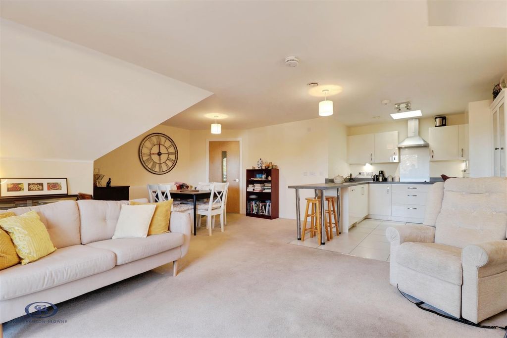 Additional image 2 of 2 bed flat for saleThe Oaks, Cedar Avenue, Alsager ST7