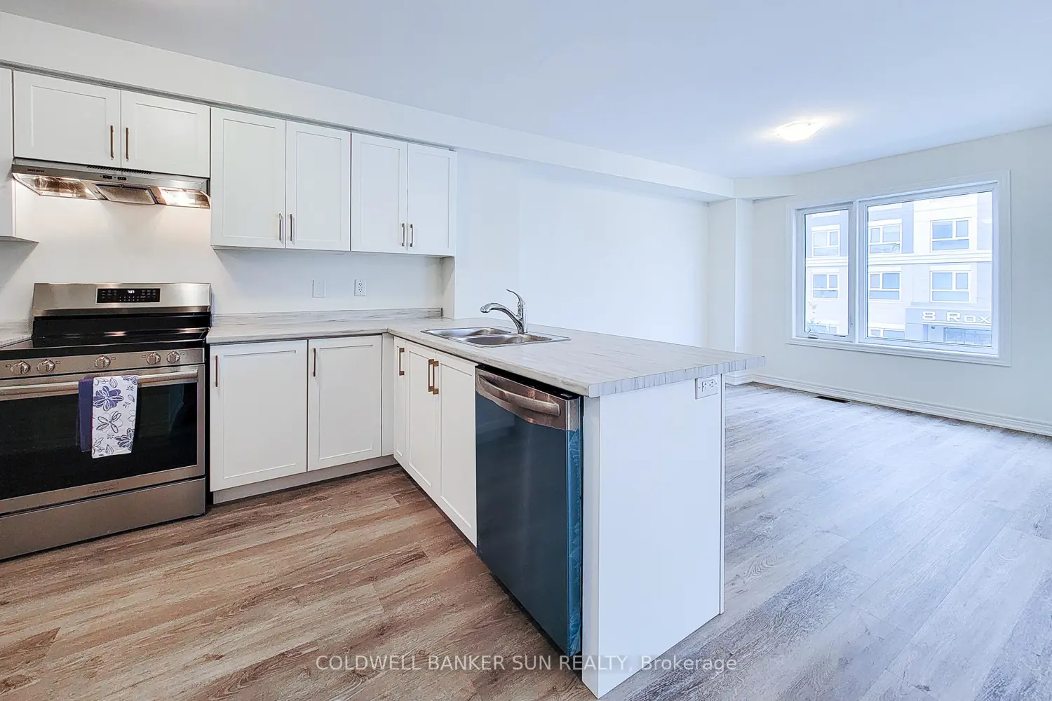 Additional image 9 of 7 Roxanne Drive