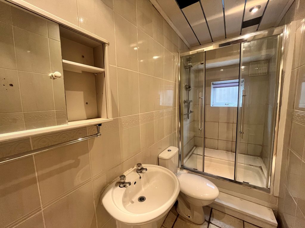 Additional image 8 of 1 bed flat for saleOchil Street, Alloa FK10