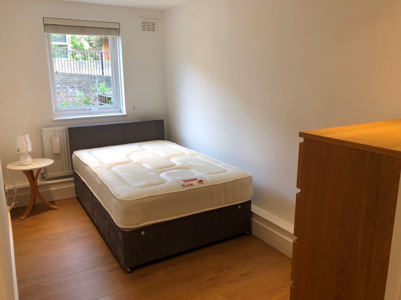 Additional image 3 of 2 Bed Flat, Garnet Street, E1W, N1 7GU