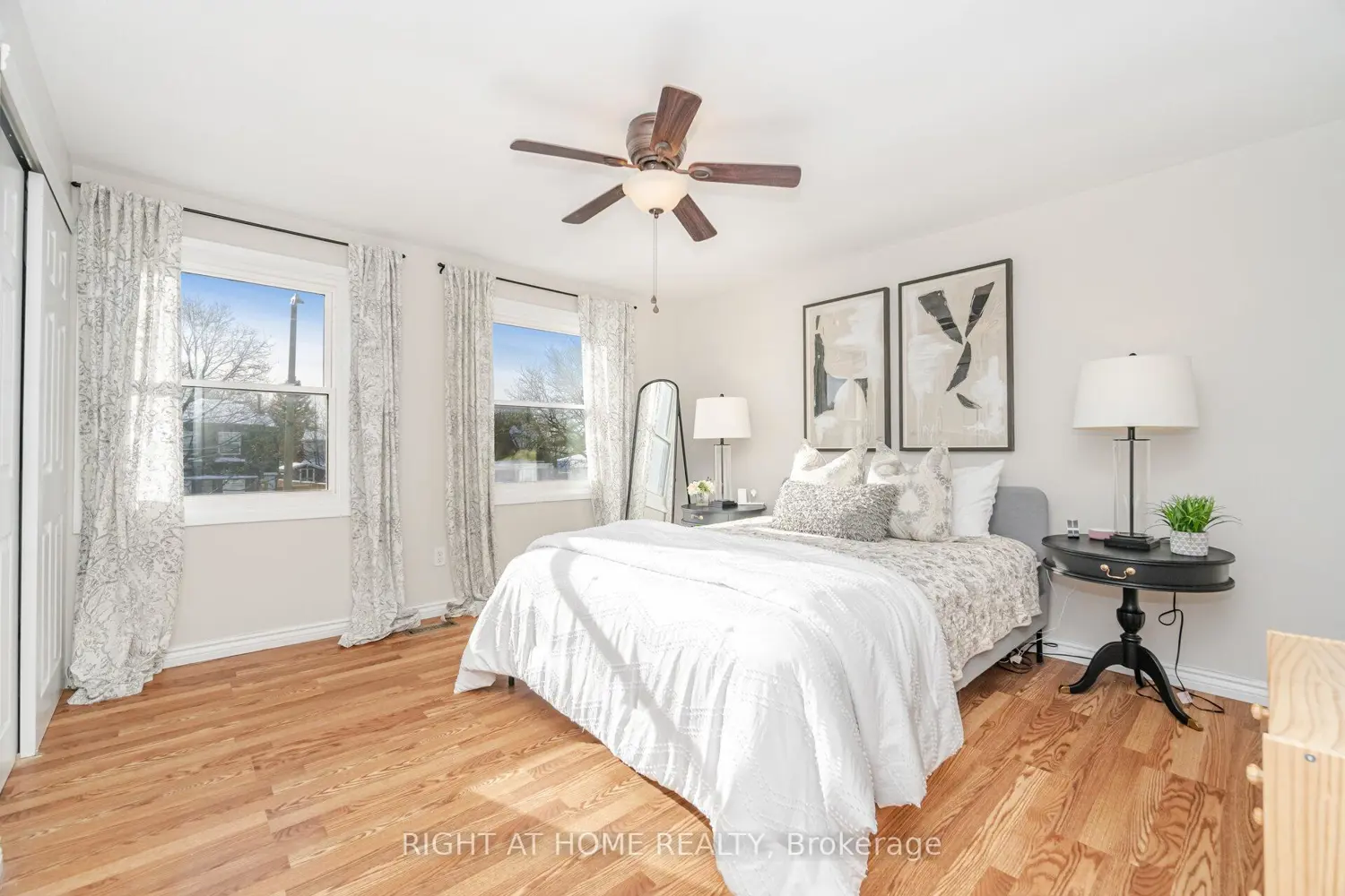 Additional image 2 of 17 White Owl Crescent