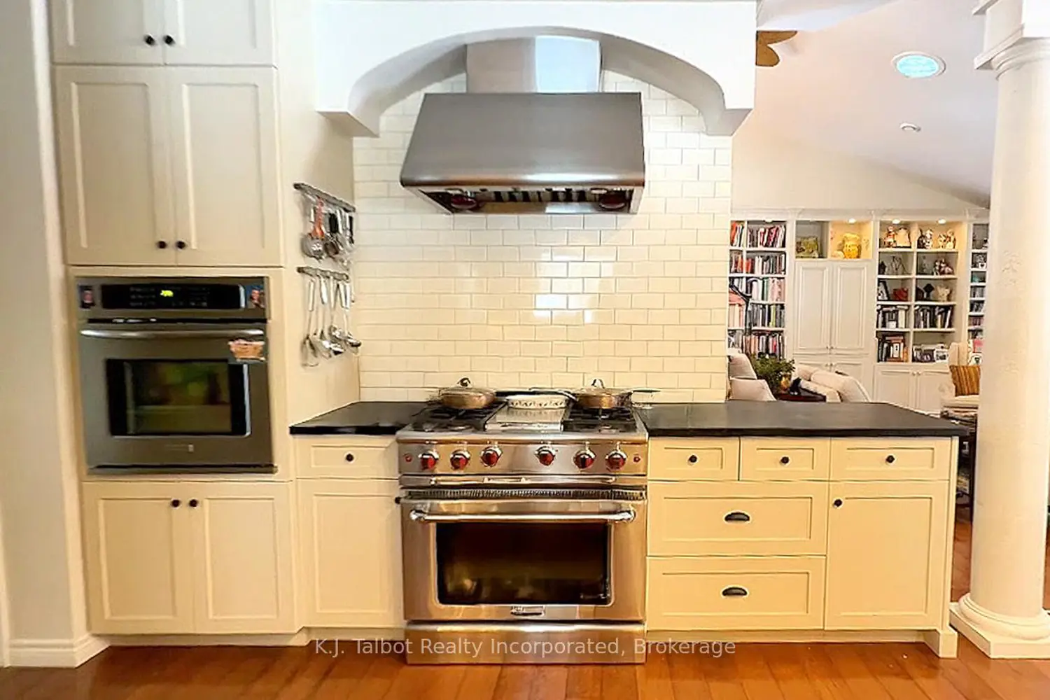 Additional image 5 of 80602 Benmiller Line