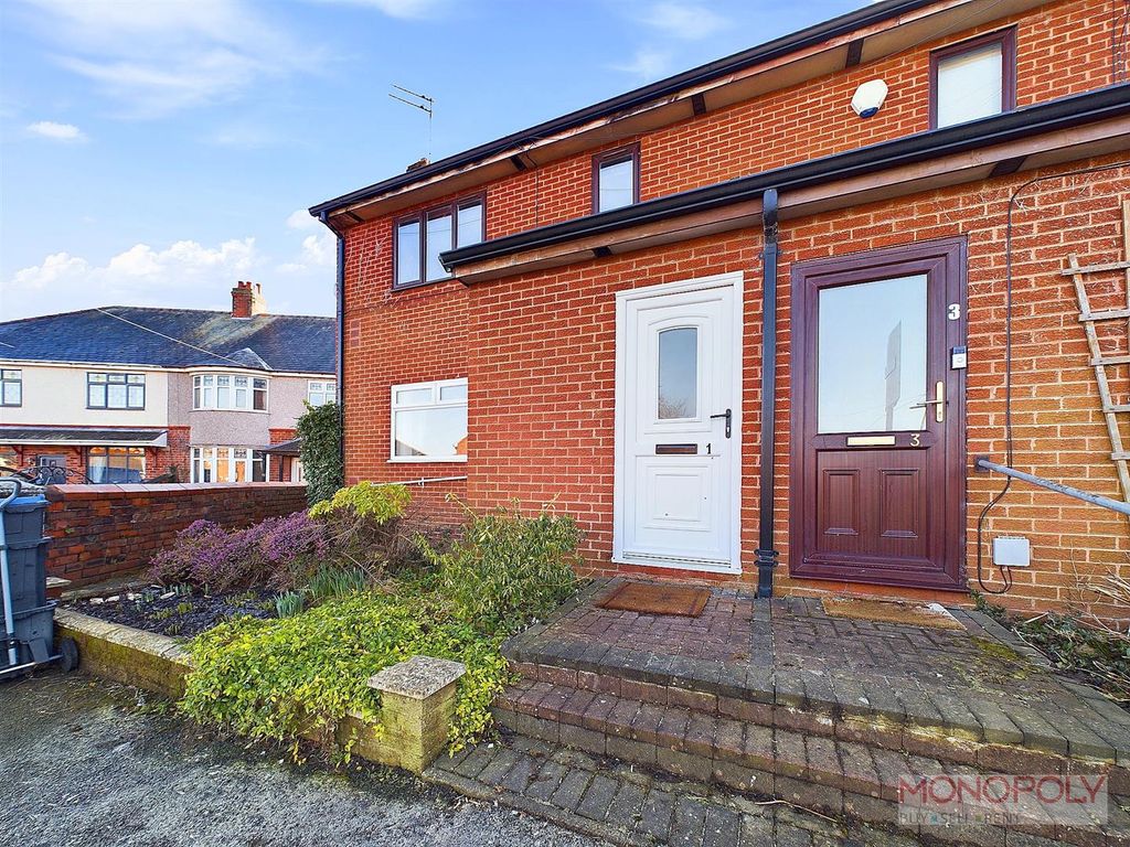 1 bed maisonette for saleTrinity Close, Rhostyllen, Wrexham LL14
