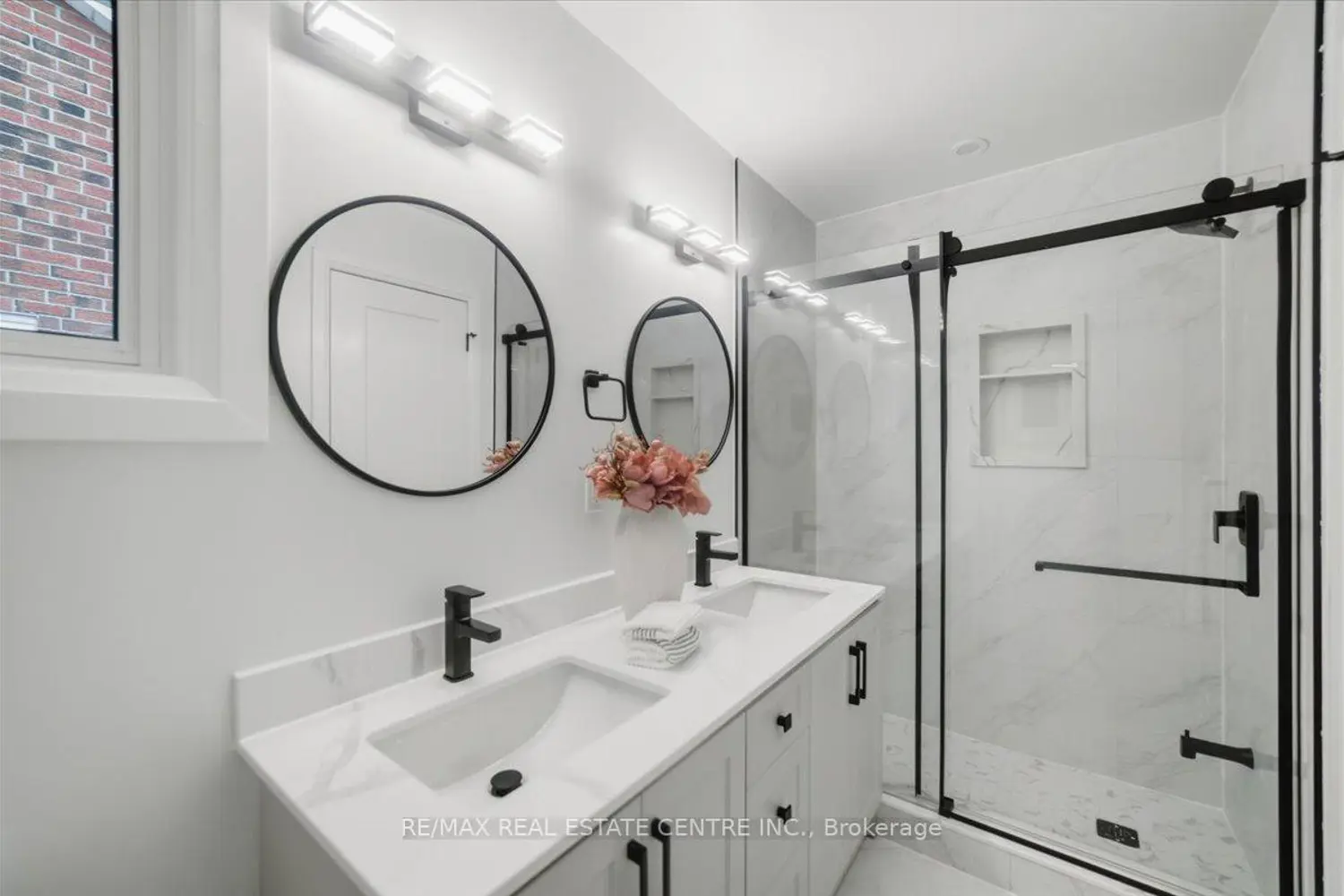 Additional image 15 of 972 Deer Run