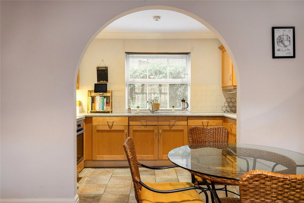 Additional image 6 of 1 bed flat for saleLayton Place, Kew, Richmond TW9