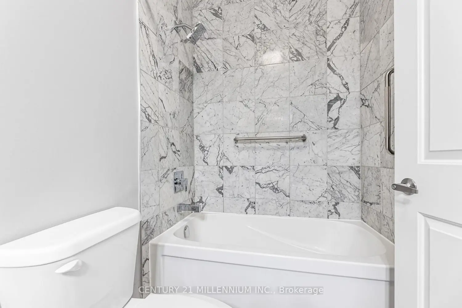 Additional image 13 of 15277 Yonge Street 419