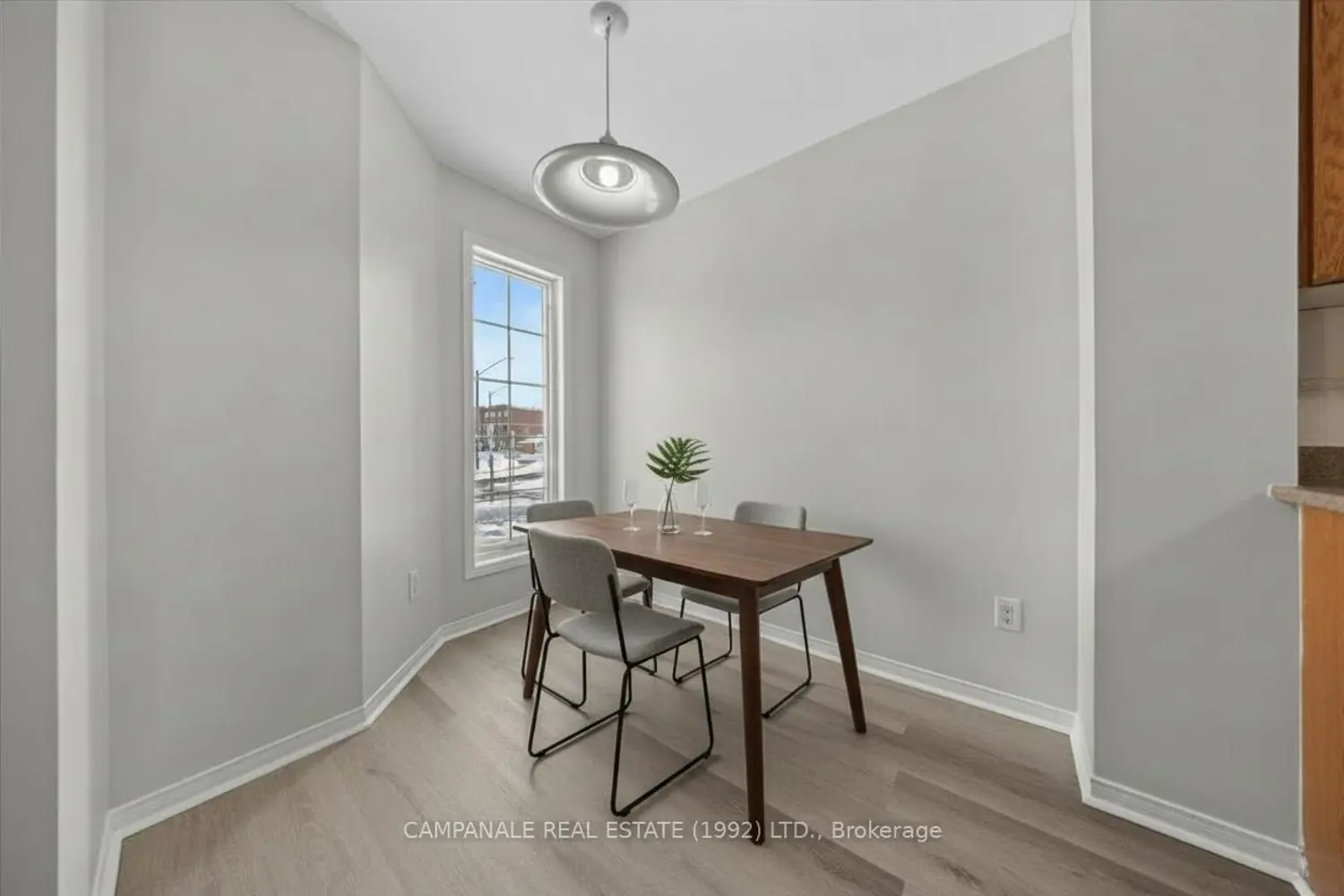 Additional image 5 of 831 Longfields Drive