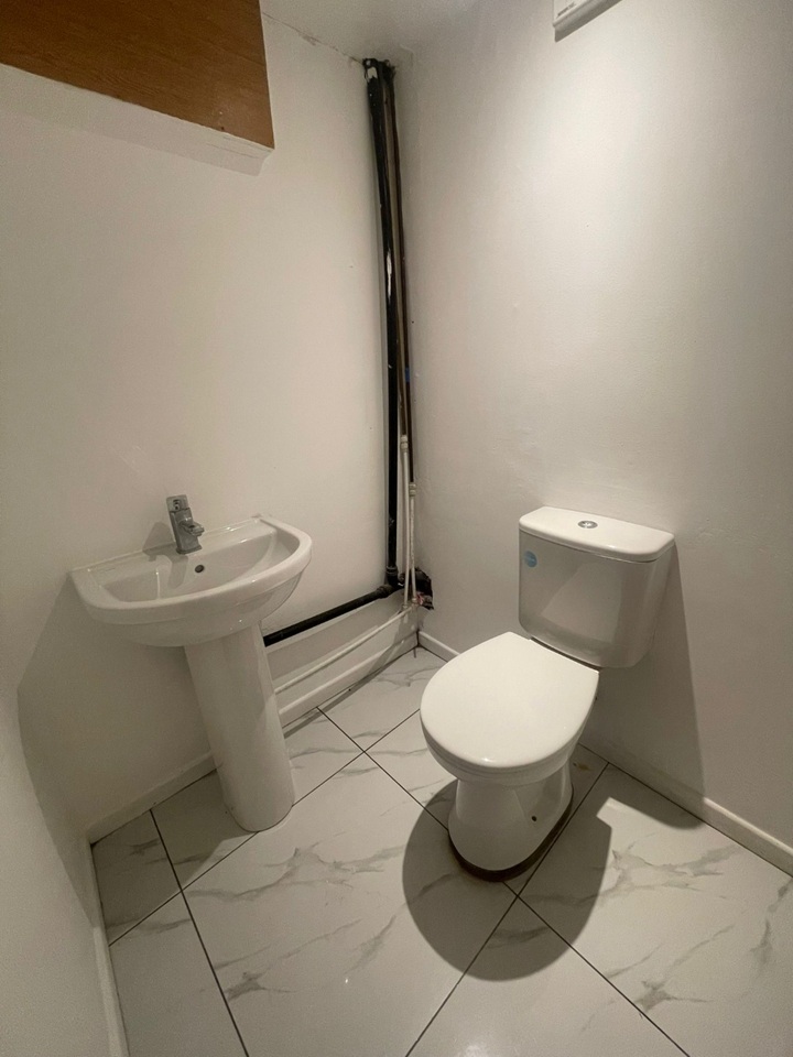 Additional image 3 of Room in a Shared House, Royal Park Avenue, LS6, N1 7GU