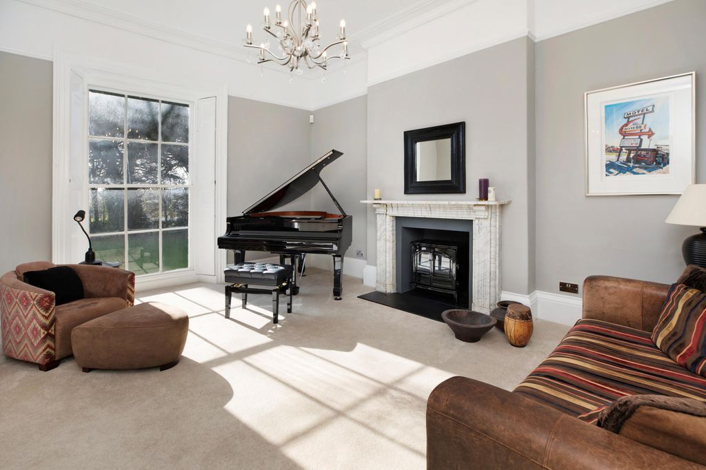 Additional image 9 of 6 bed detached house for saleColleton Crescent, Exeter, Devon EX2