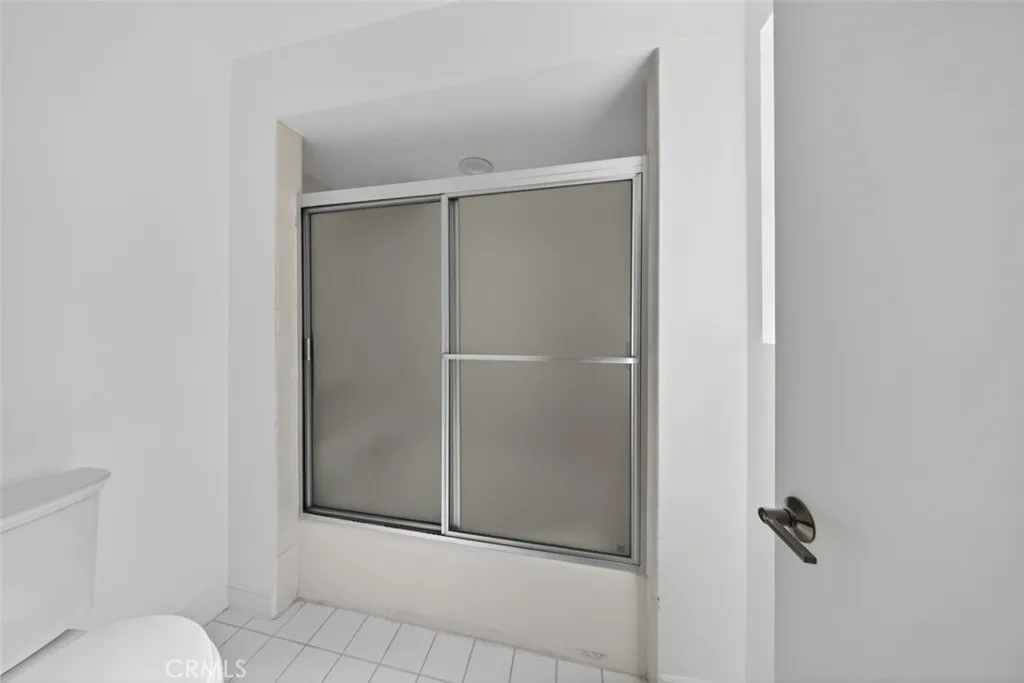 Additional image 32 of 15235 Magnolia Boulevard Unit E, Sherman Oaks, CA 91403