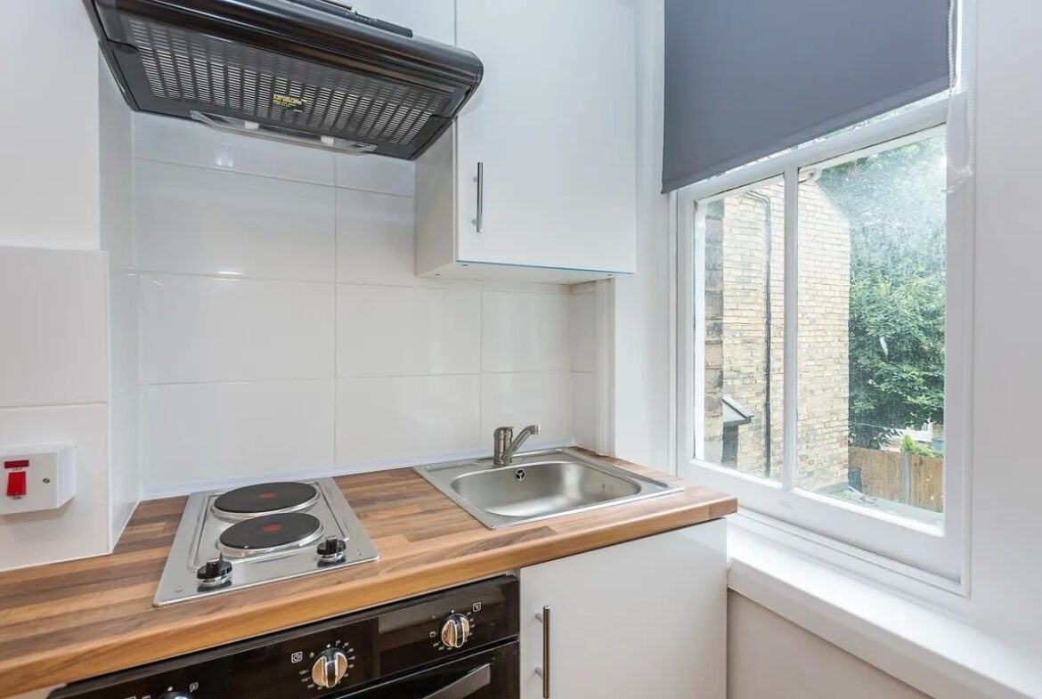 Additional image 5 of Studio Flat, Glenloch Road, NW3, N1 7GU