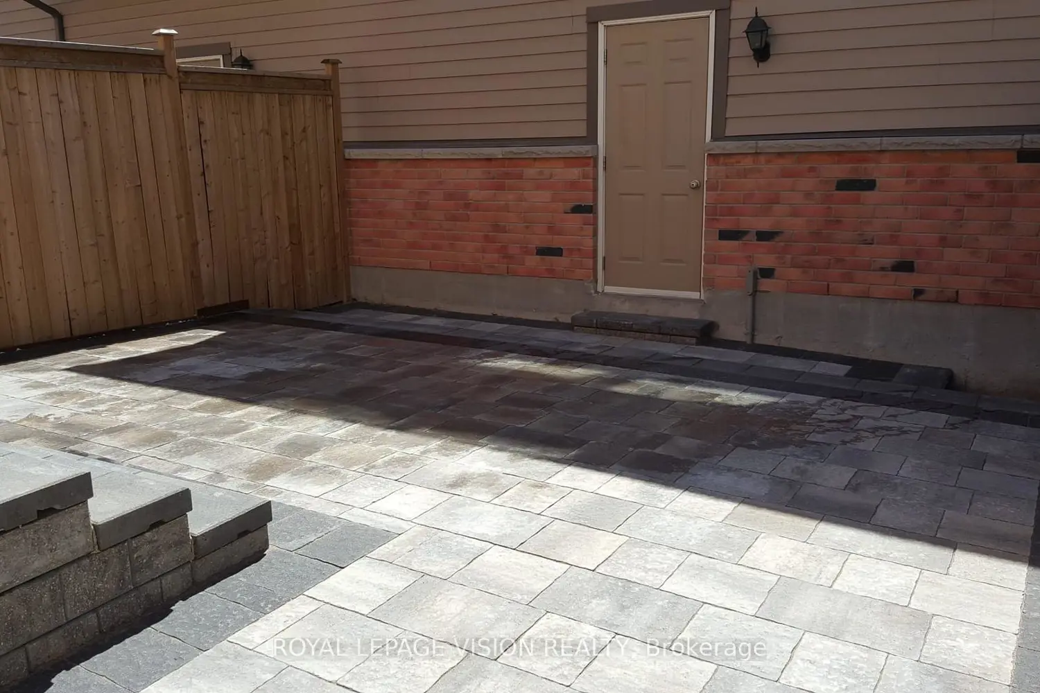 Additional image 12 of 32 Zezel Way